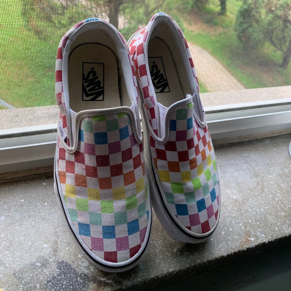 Rainbow Checker Vans Women 8 Men 6.5